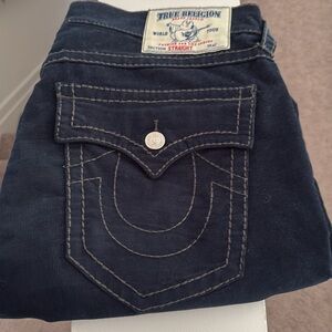 Very nice True Religion Mens Navy Corduroy Waist 38 and Length 30 Nice Stitching